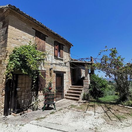 Villa Casale Ariella Patricio Mombaroccio Exterior foto